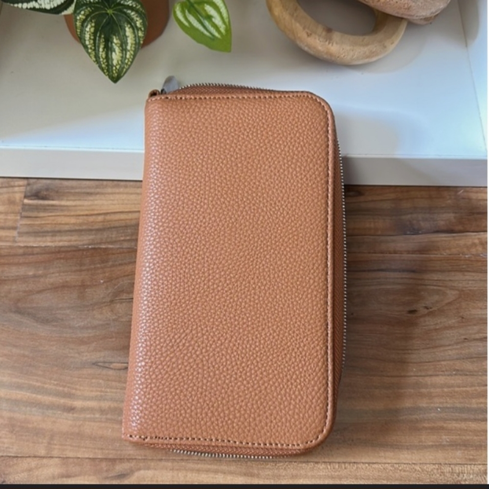 Thirty-one All About the Benjamin's Wallet